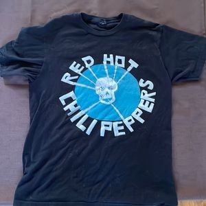 Red Hot Chili Pepper black tee